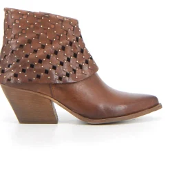 Donna CORSO MILANO Stivaletti<Stivaletto camperos a punta con tacco